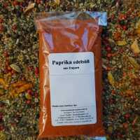 Paprika edelsüß als feines, leuchtend rotes...