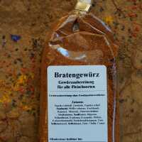 Bratengewürzzubereitung mit rötlich-brauner...