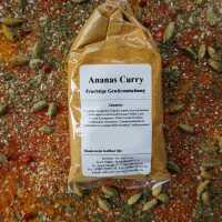Ananas-Curry als feines, braun-oranges Pulver