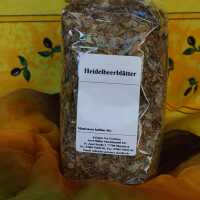 Getrocknete Heidelbeerblätter in grüner Farbe