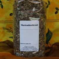 Getrocknetes Mariendistelkraut in grüner Farbe